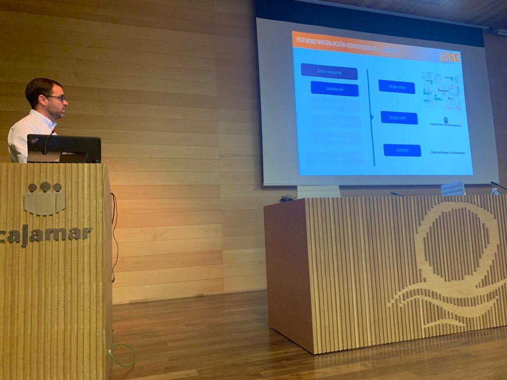 Cajamar abre una línea de financiación para autoconsumo