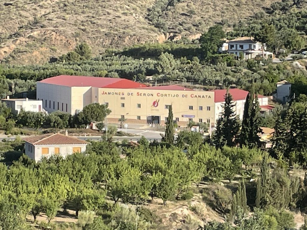 Instalación autoconsumo Almería ISE Jamones Serón
