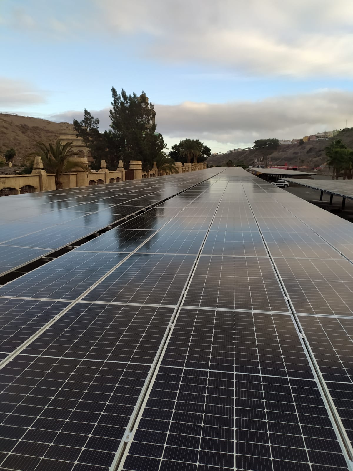 proyecto de autoconsumo 605 kWdc en Gran Canaria